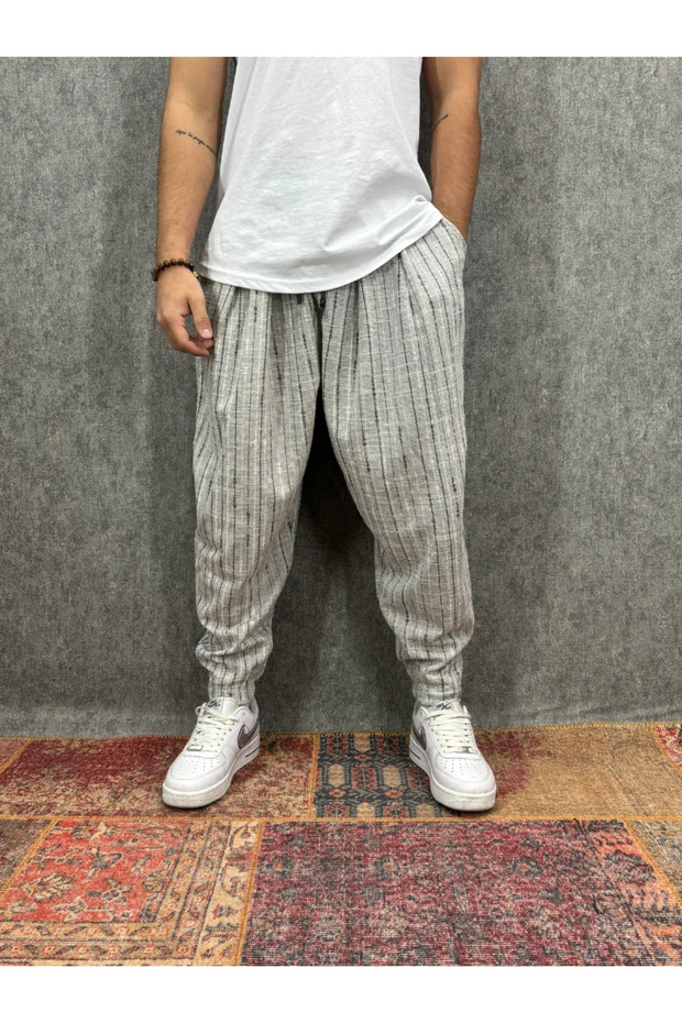 بنطلون نصف شالوار مطوي ومزين بنمط مع خصر مطاطي - 1