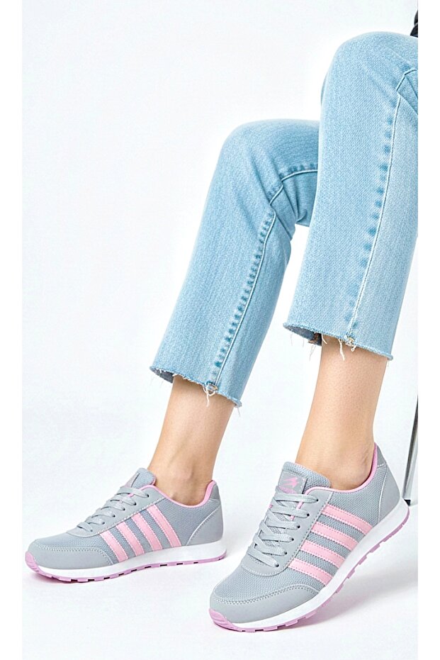 Women's Sneakers Lightweight Flexible Comfortable Non-Slip Sole Casual Walking Shoes
