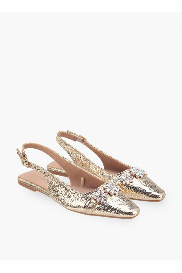 Women Embellished Pointed Toe Shoes