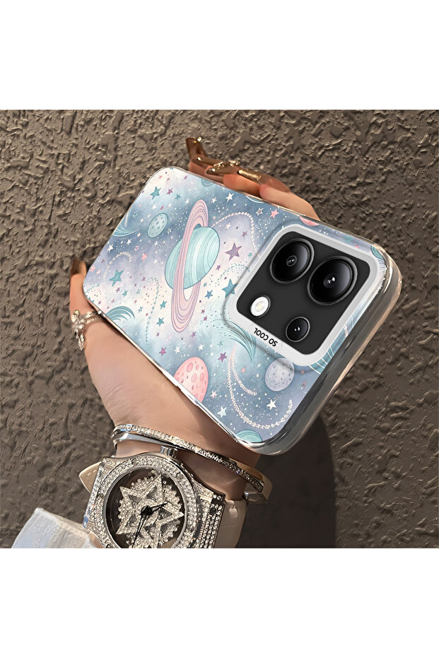 حافظة صلبة رفيعة مع حماية للكاميرا بنمط فضائي متوافق مع هاتف Redmi Note 13 - 3