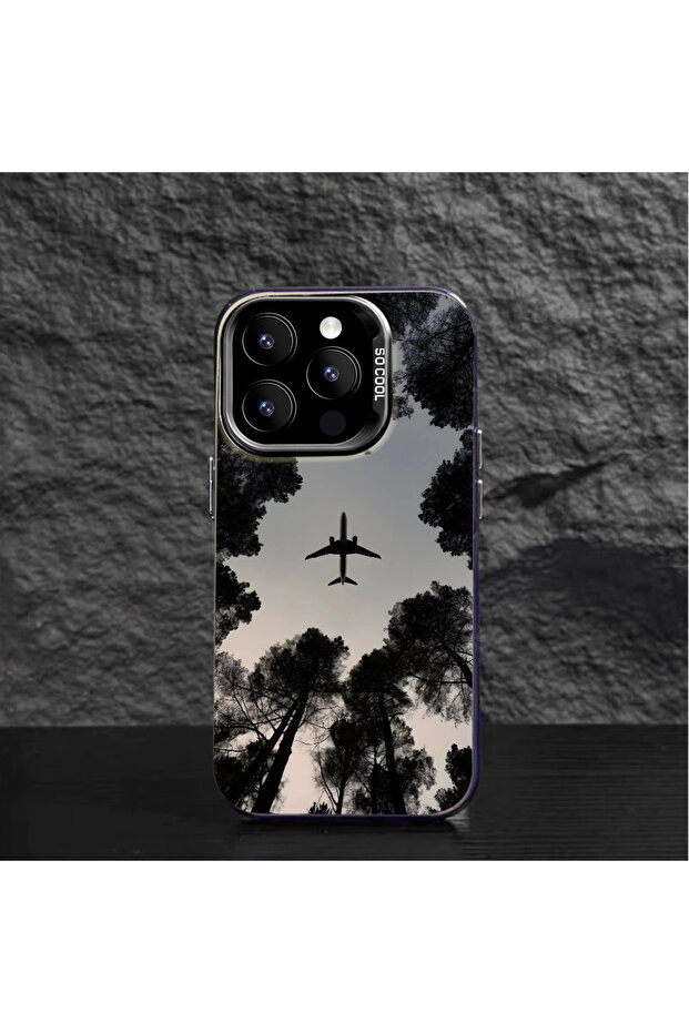 حافظة صلبة رفيعة مع حماية للكاميرا، متوافقة مع هاتف iPhone 14 Plus، بنمط طائرة - 5