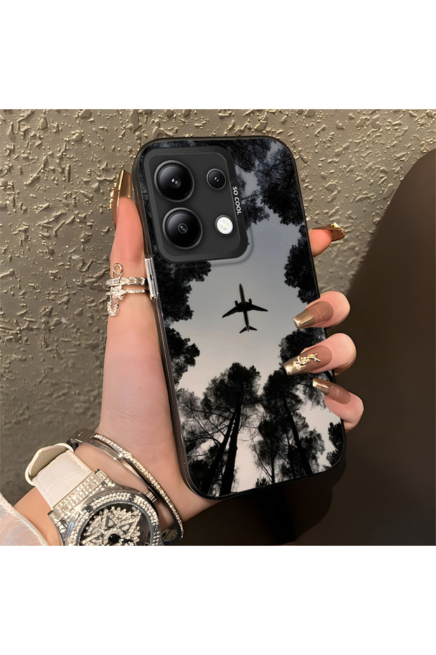 حافظة صلبة رفيعة بنمط طائرة مع حماية للكاميرا، متوافقة مع هاتف Redmi Note 13 - 2