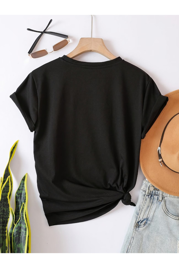 تي شيرت أساسي عادي بطباعة جميلة للجنسين - 2