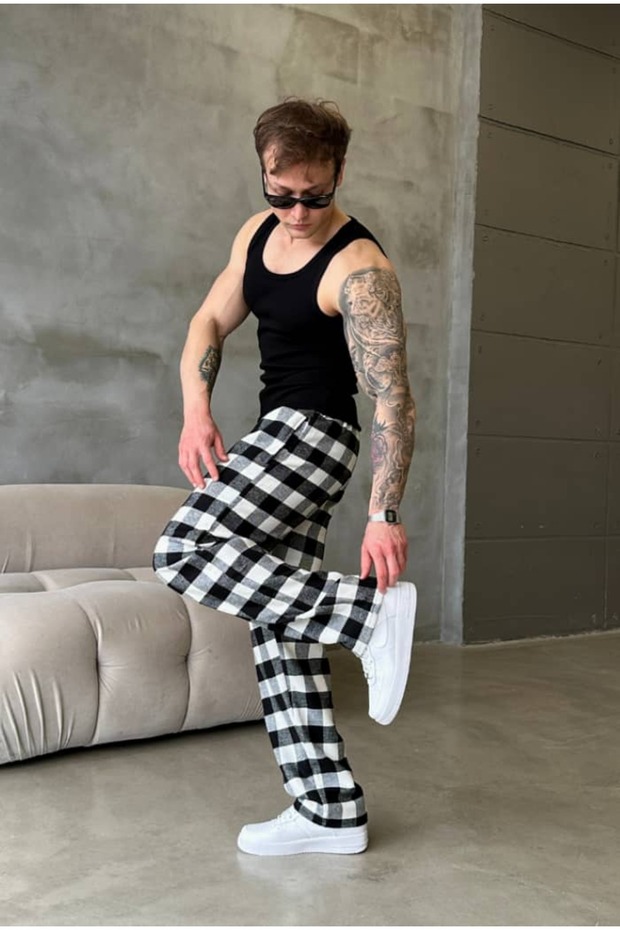 Premium Plaid Pattern Pajamas - 4