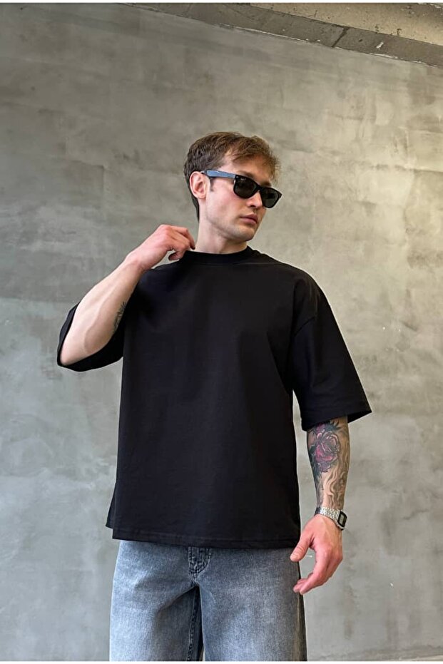 Oversized Basic Premium T-Shirt - 3