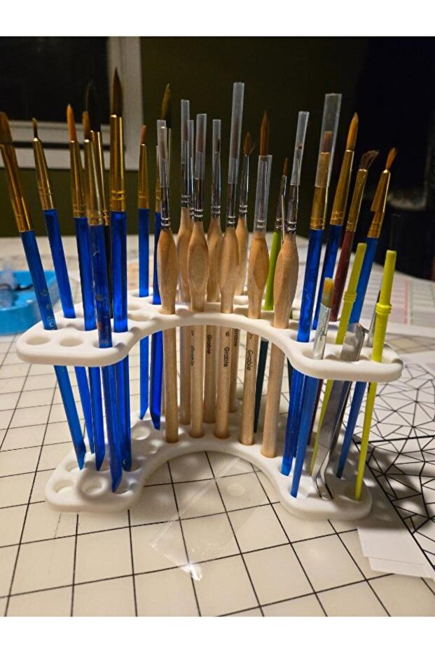 Brush Organizer and Drying Stand | Multi-Eye Plastic Paint Brush Organizer