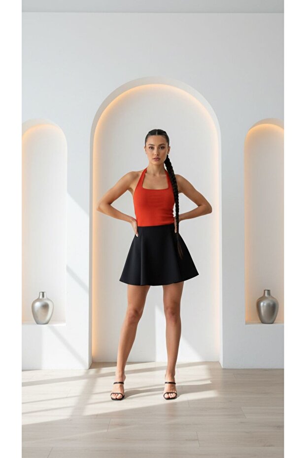 BOYUNDAN GEÇMELİ KALIN ASKILI CROP
