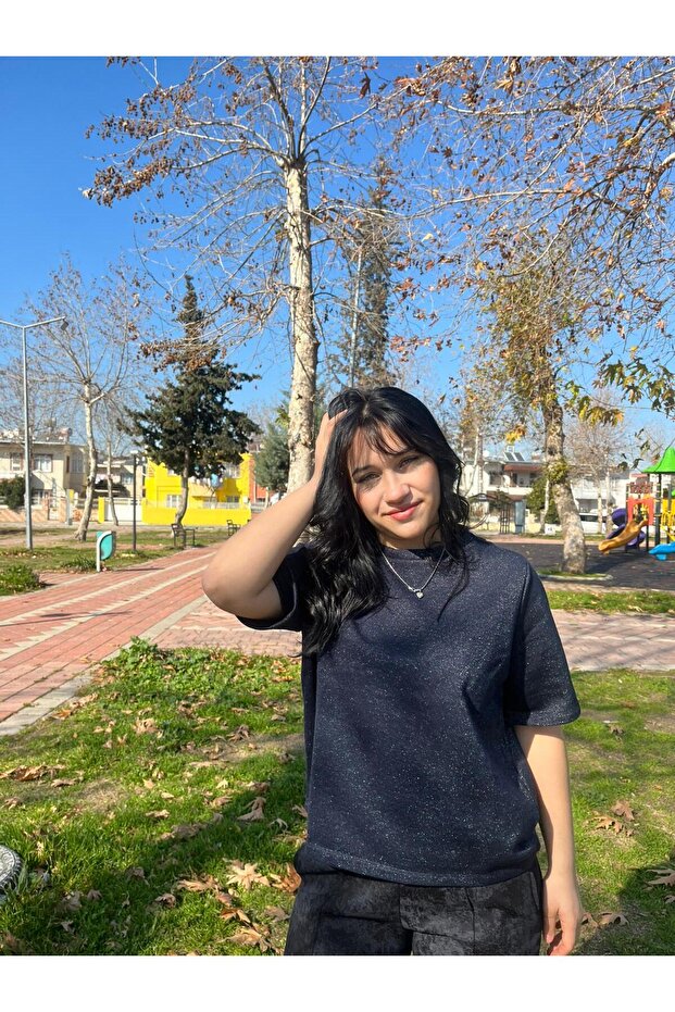 Simli Kumaş Kısa Kollu Basic Kadın Tişört - 2