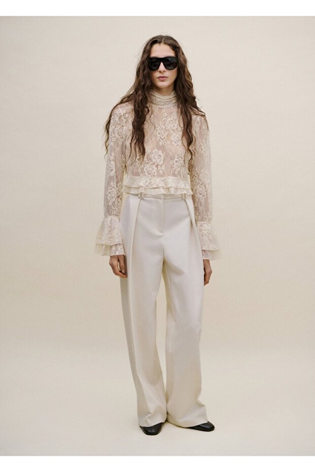 Fırfırlı işlemeli bluz - 2