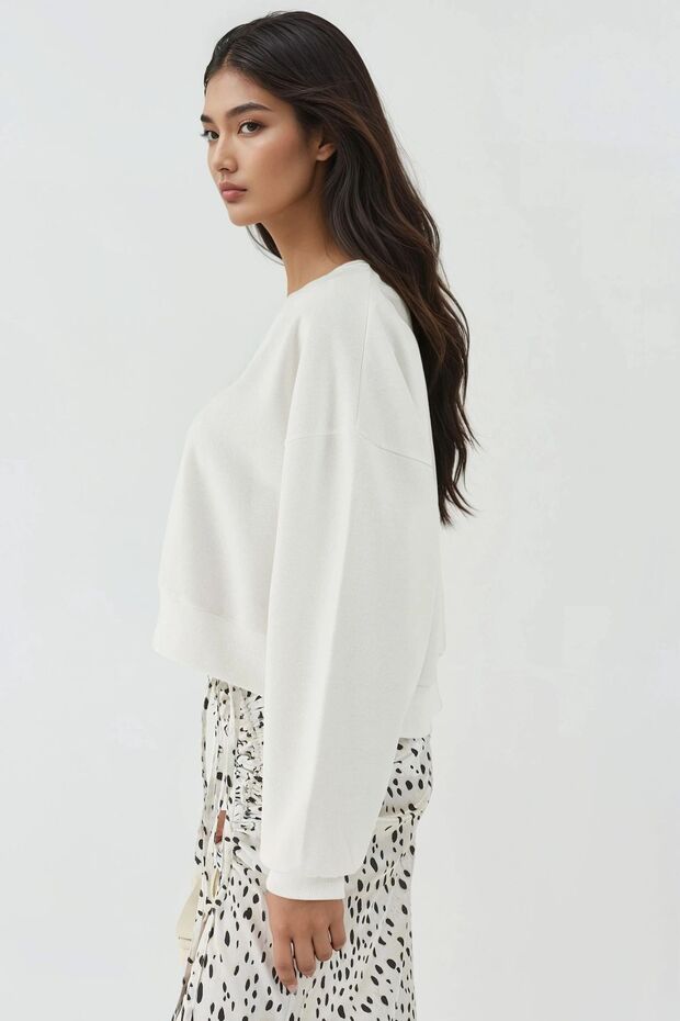 İşlemeli Yuvarlak Yaka Sweatshirt - 3