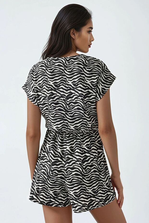 Baskılı V Yaka Kısa Paçalı Mini Tulum Busem Collection - 5