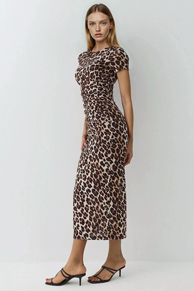 فستان ماكسي بتفاصيل فتحة مزخرفة - 5