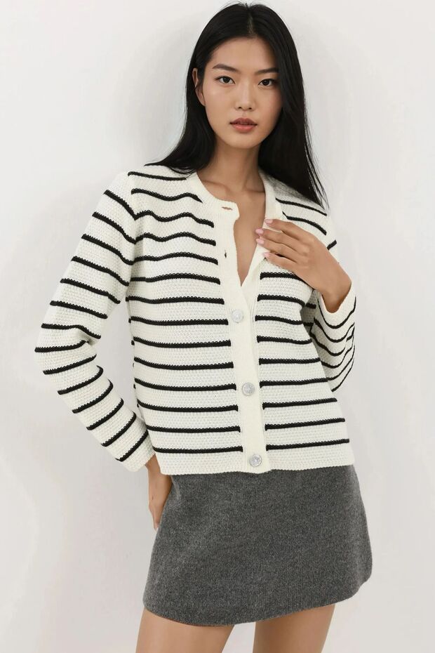 Düğmeli Şeritli Hırka - 1