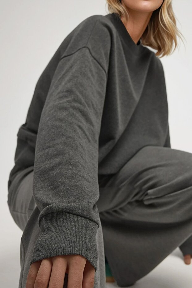 Oversize Bisiklet Yaka Basic Sweatshirt - 2