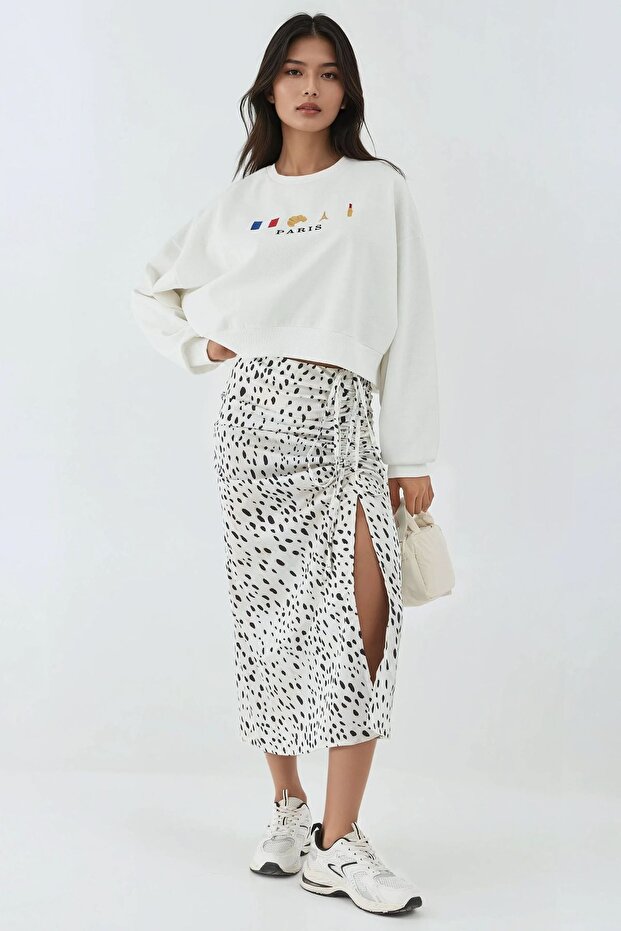 İşlemeli Yuvarlak Yaka Sweatshirt - 5