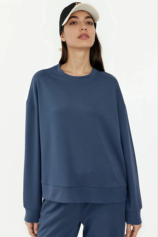 Modal Touch Basic Sweatshirt - 1