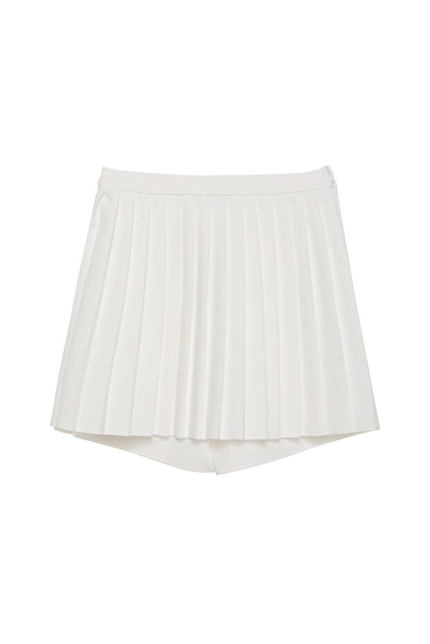Front Pleated Shorts