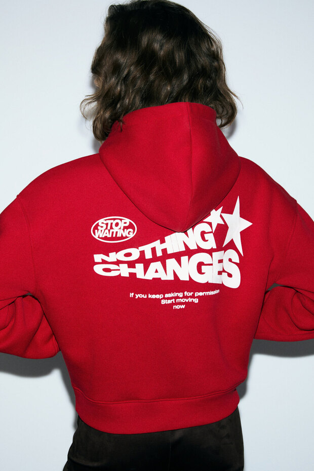 Silent Women's Hooded Organic Cotton Sweatshirt with Fleece Inside and Kangru Pockets, Printed and Embroidered, Red