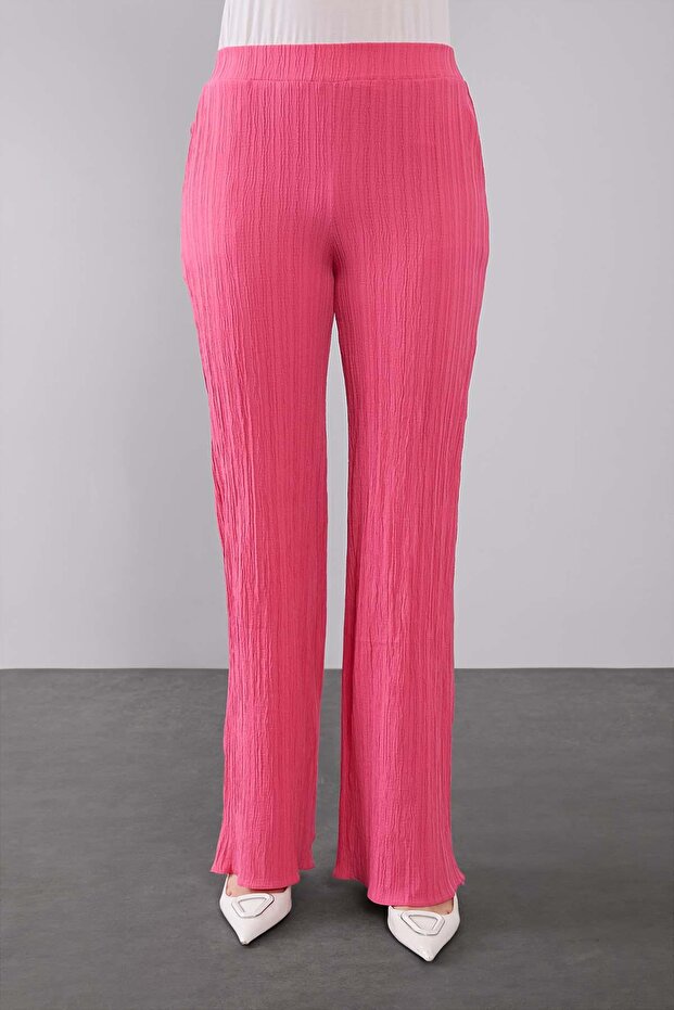 طقم مزدوج بتفاصيل كشكشة نصفية باللون الفوشيا - 5