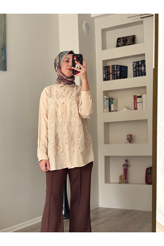 Nakışlı gömlek - 1