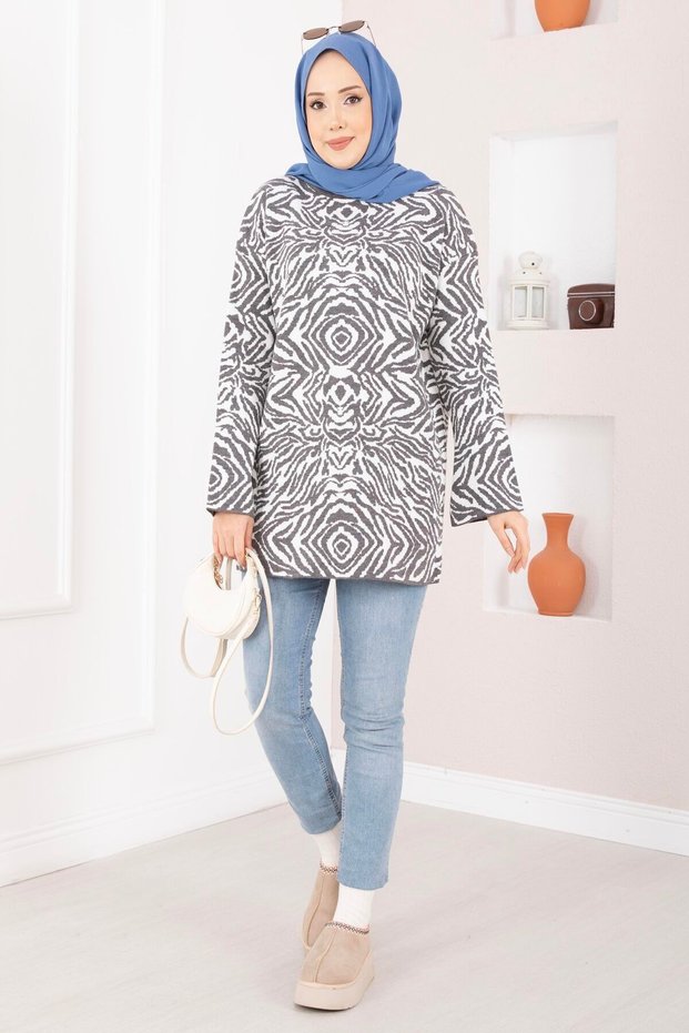 Zebra Pattern Knitwear Sweater Gray