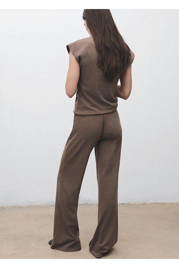 Yüksek yakalı tişört - 4