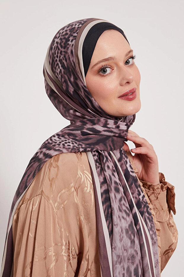 شال حرير منقوش - أحمر ياقوتي - 3