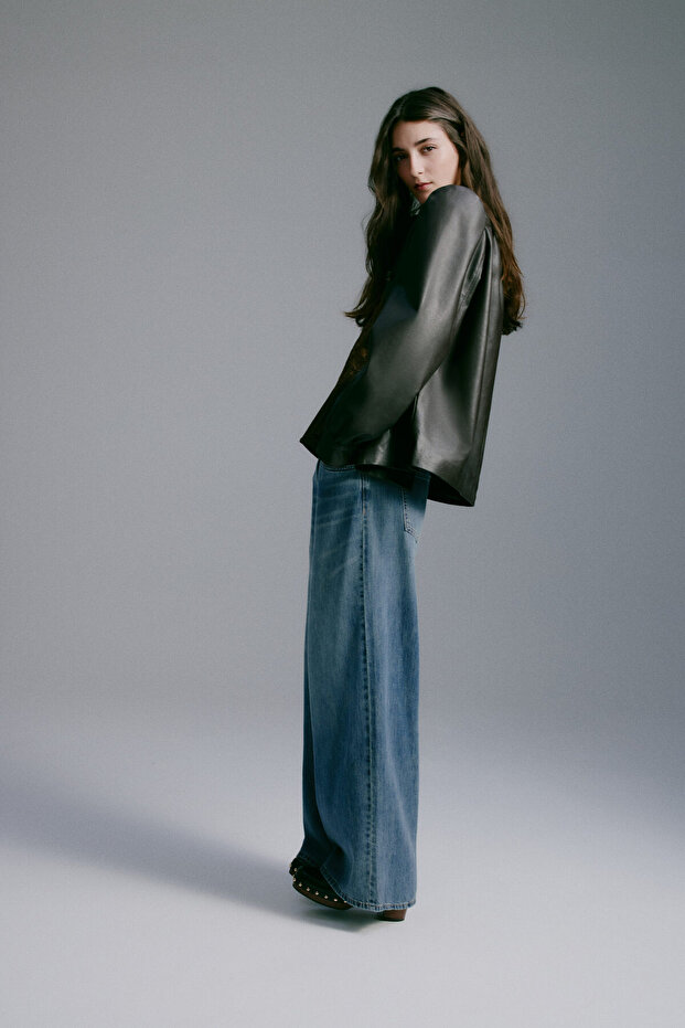 Wide Regular Waist Jeans - 4