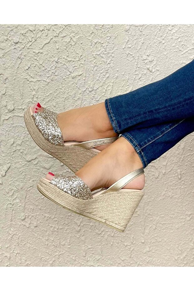 حذاء روكسي إسبادريل ذو كعب إسفيني - 4