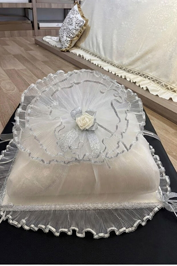 Satin bundle with lace embroidery, rose guipure lace, special design decorated engagement ceremony bundle chest dowry 50x40