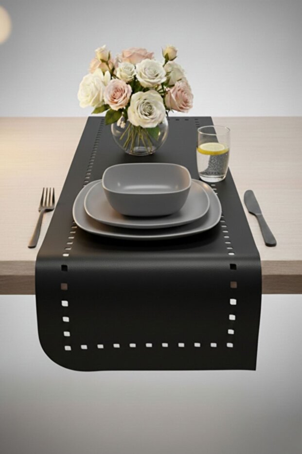 4+1 Piece Leather American Tablecloth+Runner Set (4 American Tablecloths -1 Runner)
