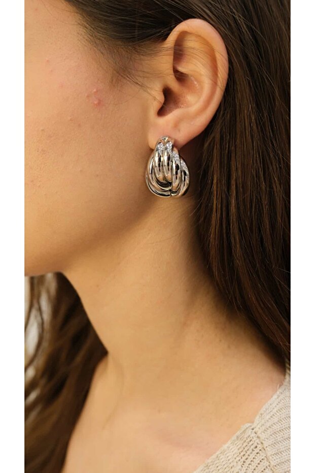 Silver Plate Lin Earrings