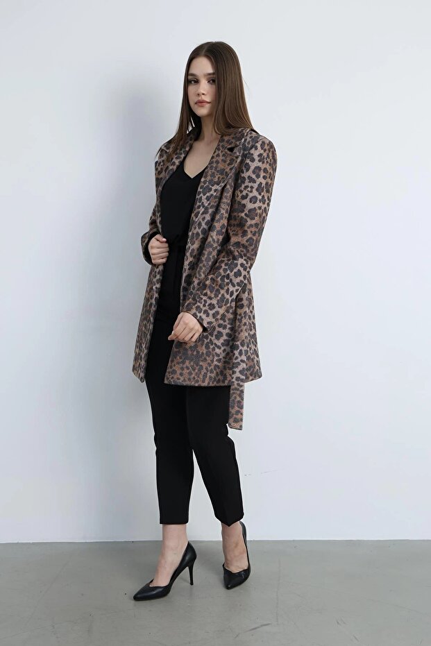 معطف قصير بنقشة الفهد - 5