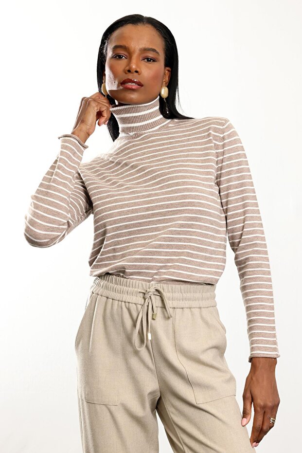 Beige Turtleneck Striped Knitwear 261002