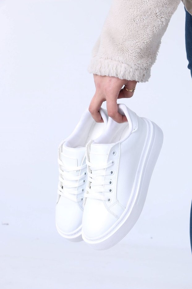 Jeri White Matte Leather Lace-Up Women's Sneakers