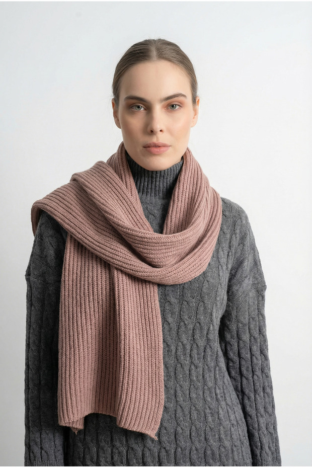 Women's Knitted Scarf - Dusty Rose