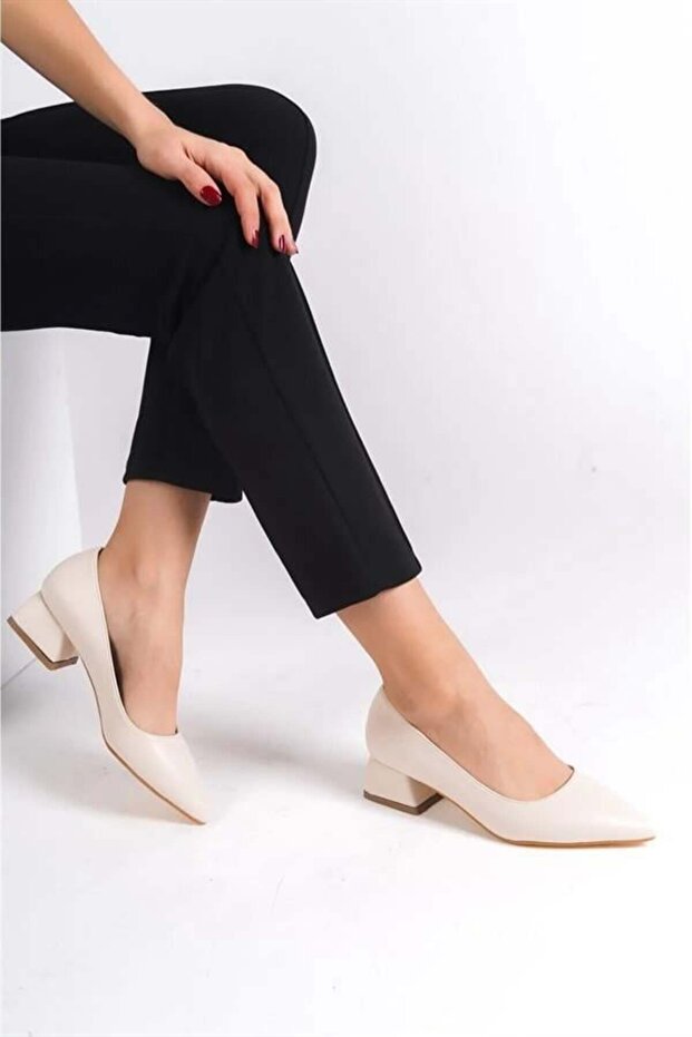 Women's Cream 3.5 cm Thick Heeled Shoes