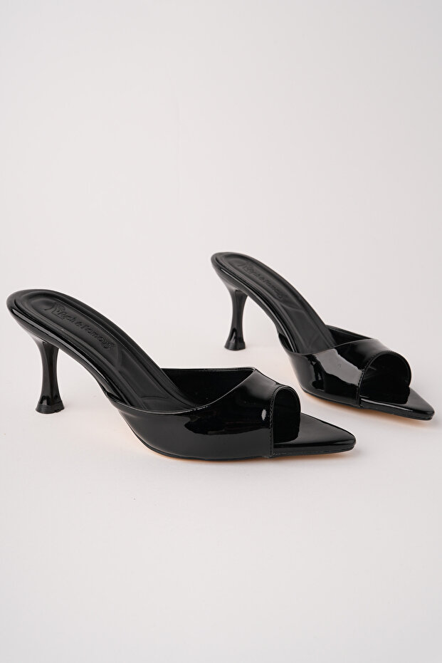 Women's Pointed Toe Thin Heel 7 cm Stylish Slippers Sandals