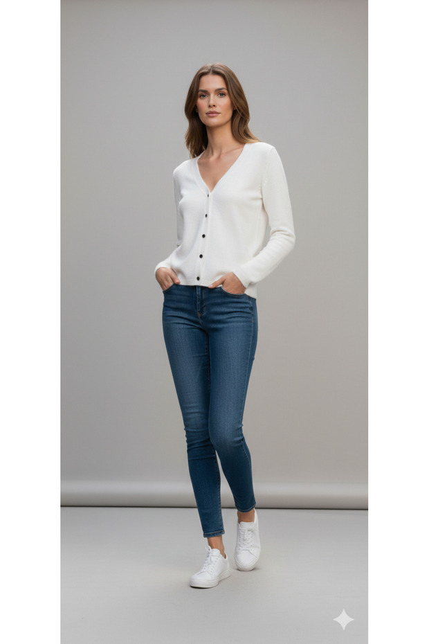 Yedi Düğmeli Hırka - 1