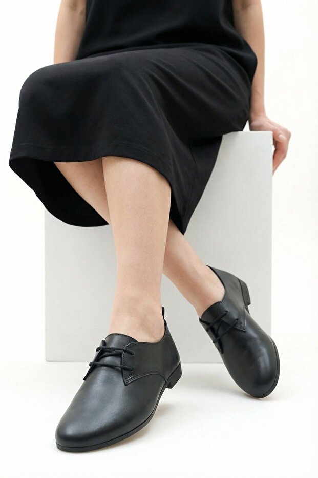 Como Genuine Leather Black Leather Lace-Up Women's Ballerinas