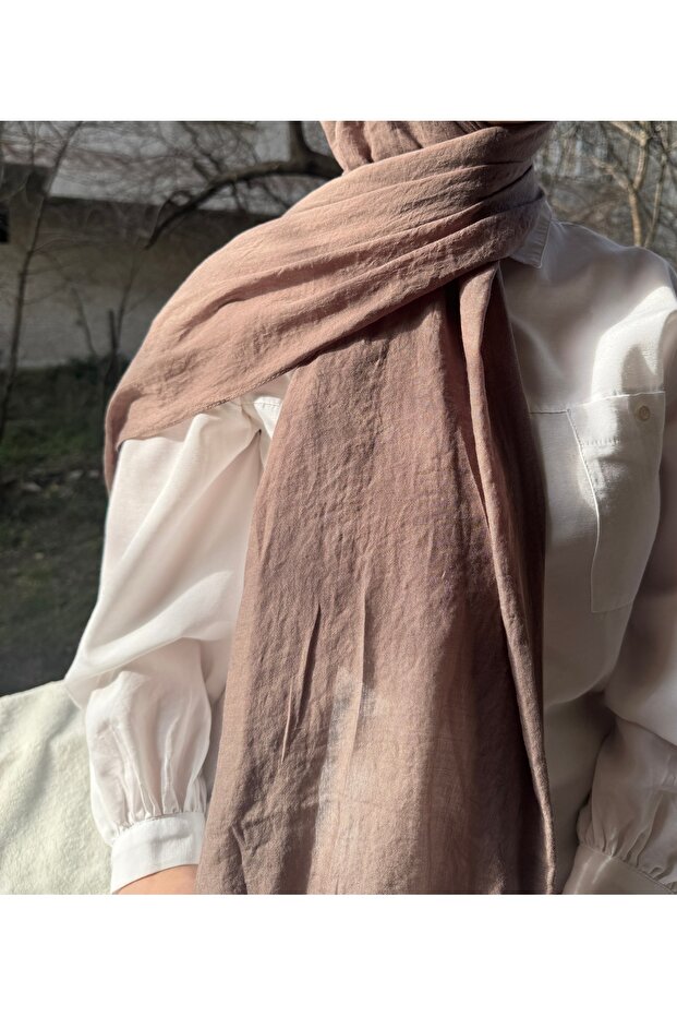شال قطني سادة للحجاب بلون بني حليبي