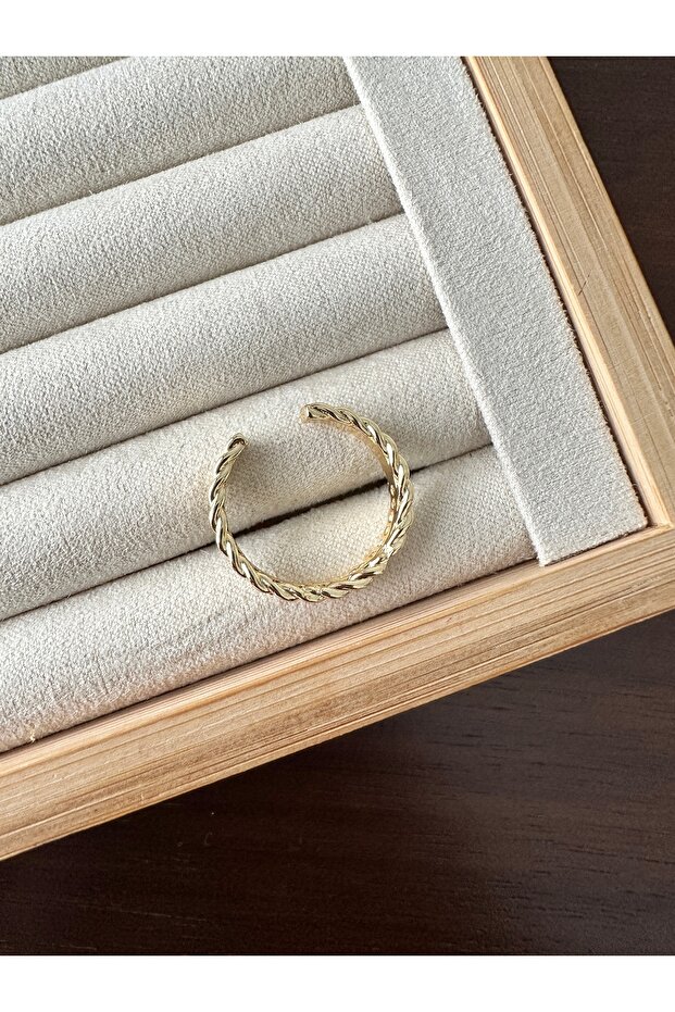 خاتم من الحجر الذهبي - 2