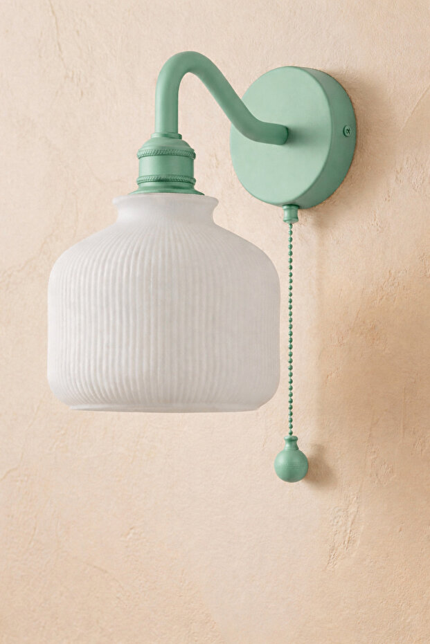 Wall Sconce with Chain Switch | Modern Vintage Decorative Sconce | E27