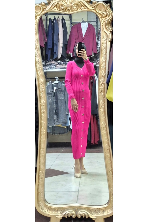 Önden düğmeli triko elbise - 2