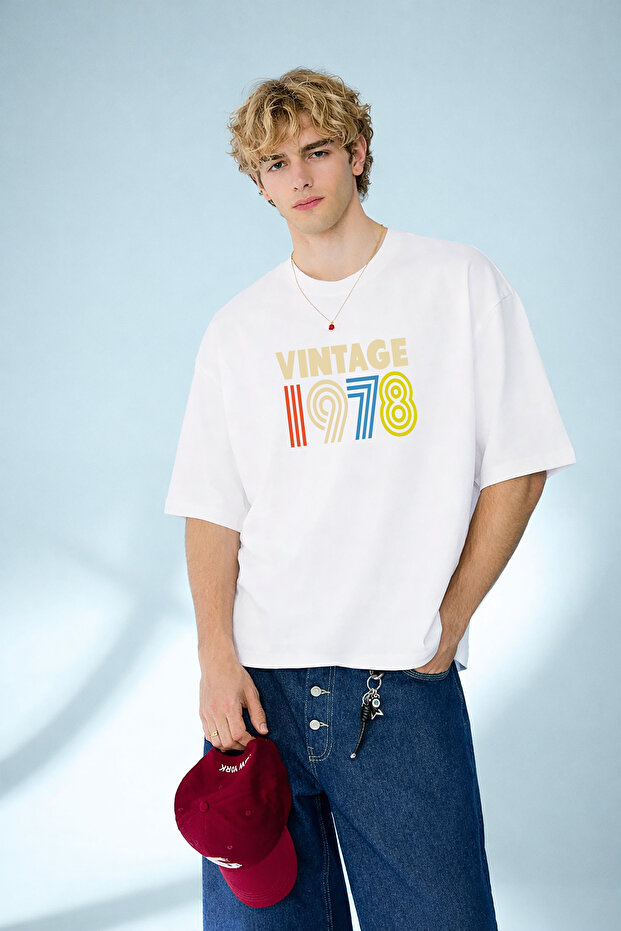 Men's Nostalgic Design 1978 Printed Crew Neck White T-Shirt