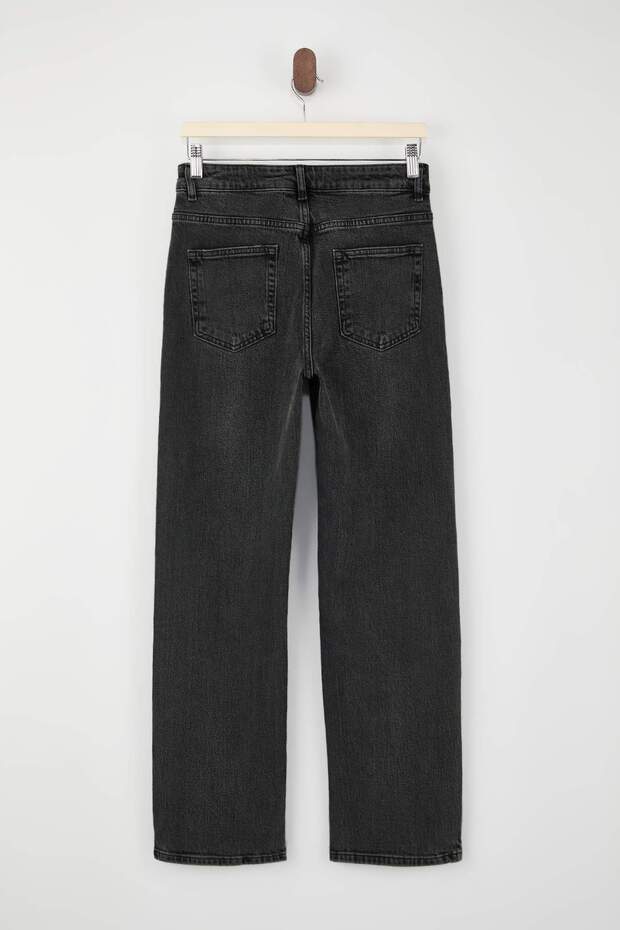 Trendyolmilla Wardrope Essentials Siyah Yüksek Bel Az Esnek Straight Düz Kesim Jeans TWOSS26JE00095 - 6