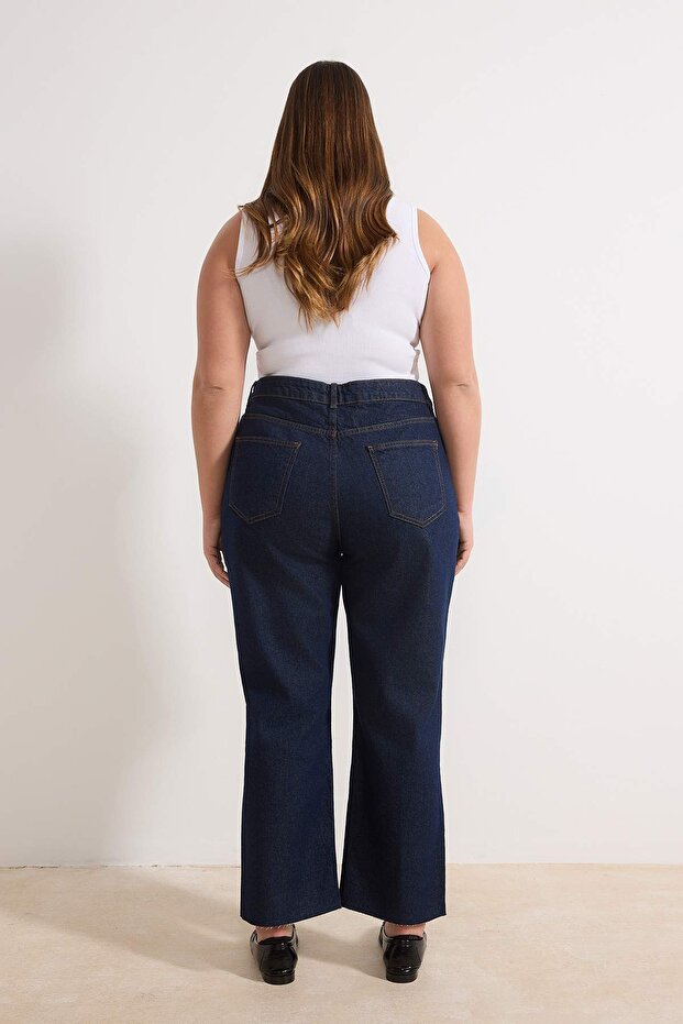 Koyu Mavi Paçası Kesikli Yüksek Bel %100 Pamuk Non-Stretch Straight Fit Jeans TBBAW26CJ00039 - 4