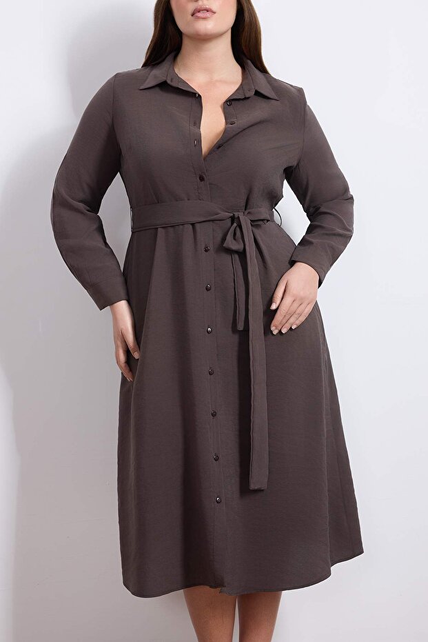 Wardrobe Essentials Kahverengi Modal Dokuma Büyük Beden Gömlek Elbise TBBSS26AH00078 - 4