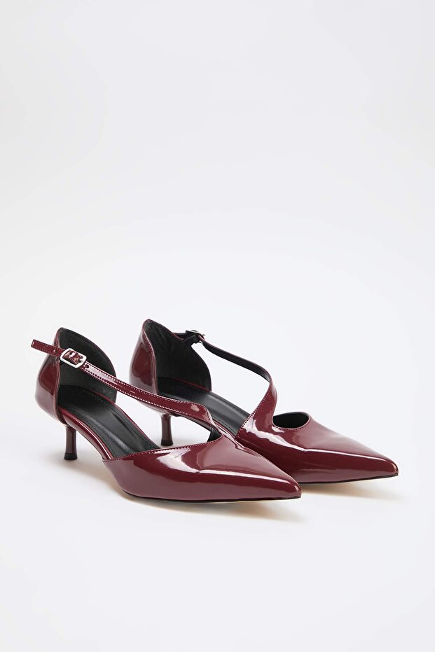 Bordo Rugan 4 cm  Kadın Klasik Topuklu Ayakkabı TAKSS26TO00023 - 3