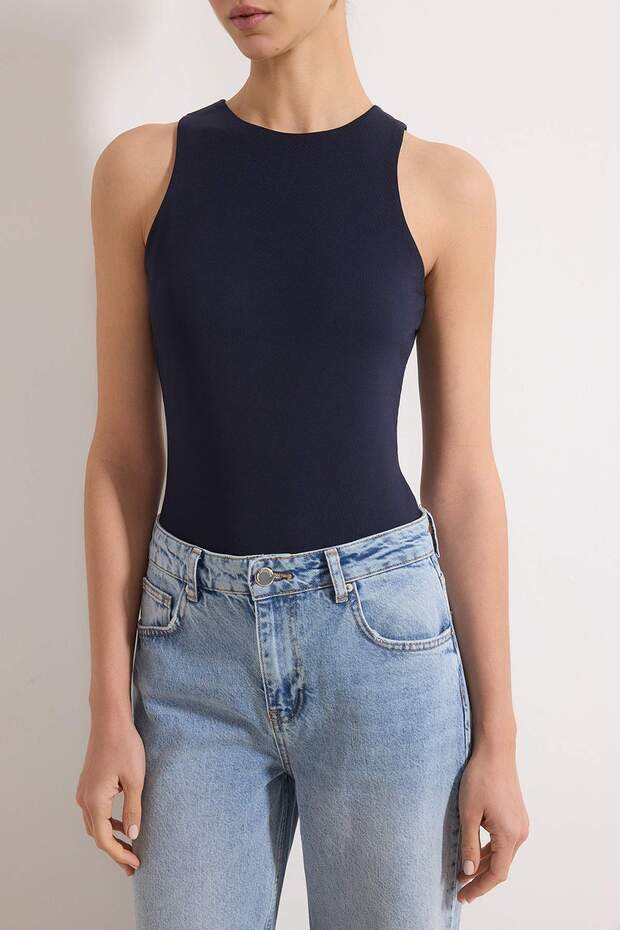 Lacivert Halter Yaka Vücuda Oturan Esnek Alttan Çıtçıtlı Örme Body TWOSS20BD0044 - 3